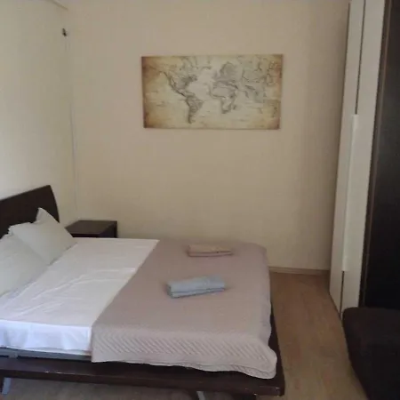 Shale And Guest house